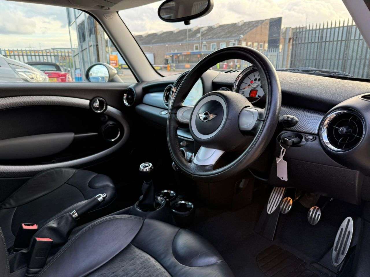 2009 MINI HATCH 2009 MINI HATCH