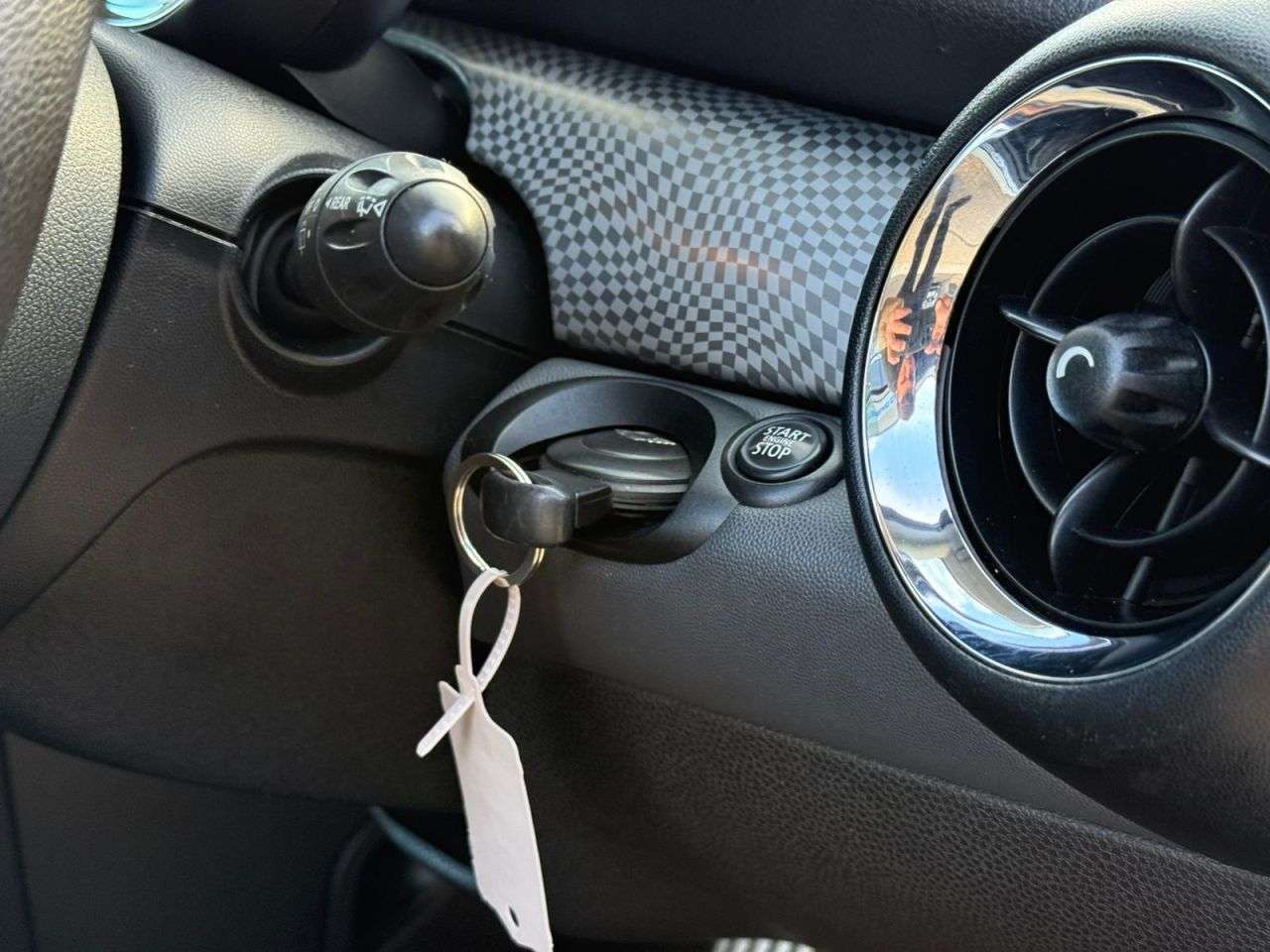 2009 MINI HATCH 2009 MINI HATCH