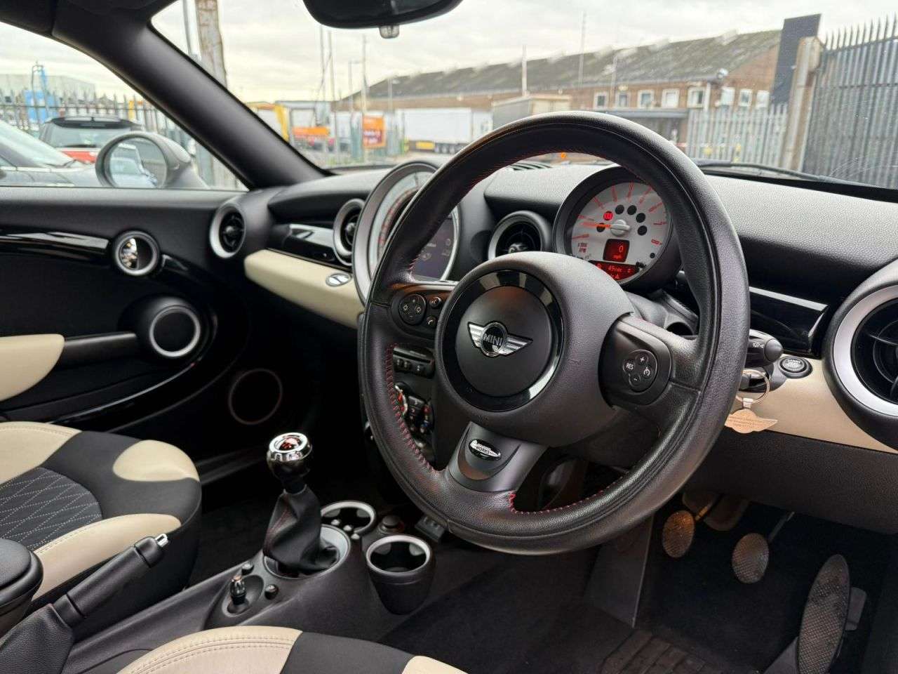 2013 MINI COUPE 2013 MINI COUPE