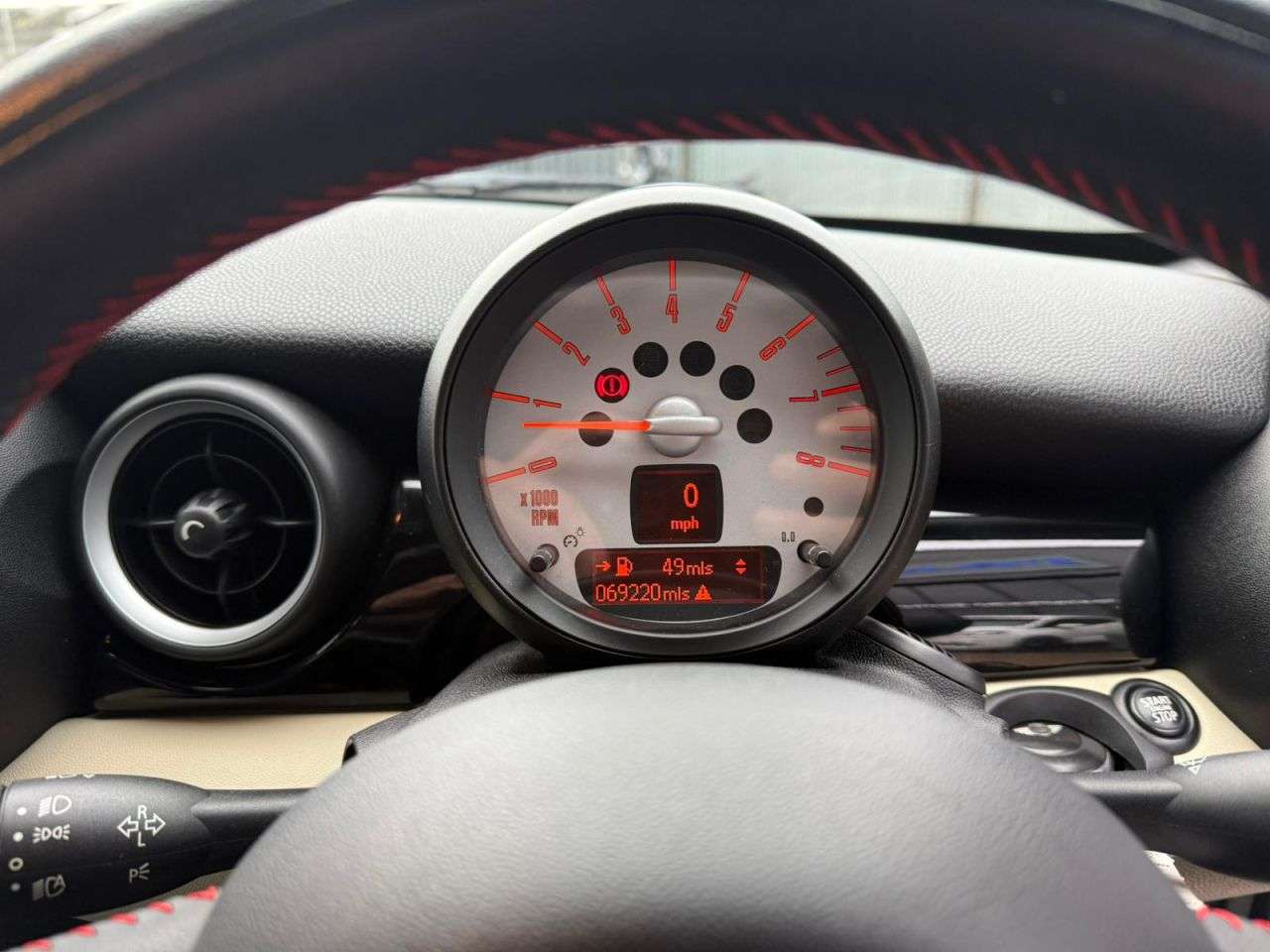 2013 MINI COUPE 2013 MINI COUPE