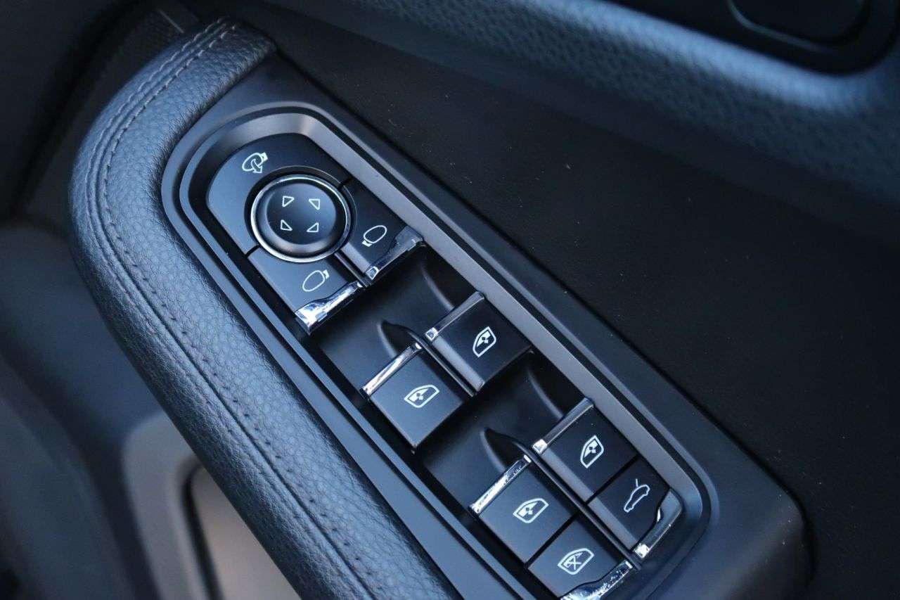 2020 PORSCHE MACAN 2020 PORSCHE MACAN