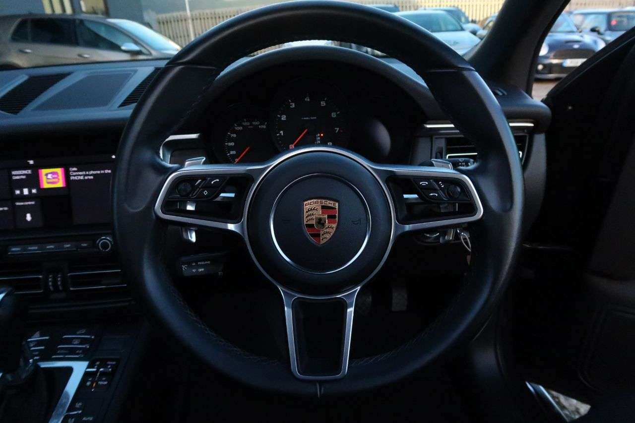 2020 PORSCHE MACAN 2020 PORSCHE MACAN