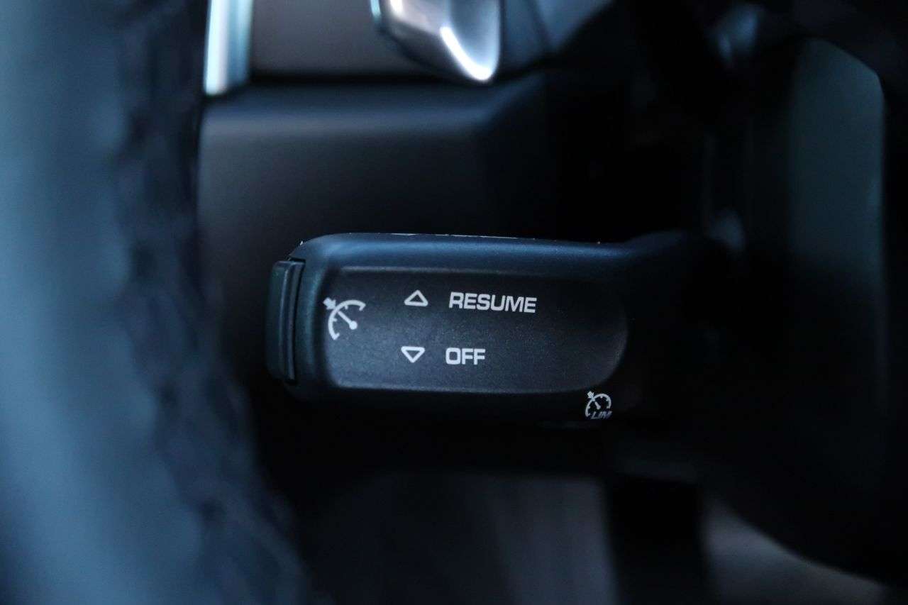 2020 PORSCHE MACAN 2020 PORSCHE MACAN