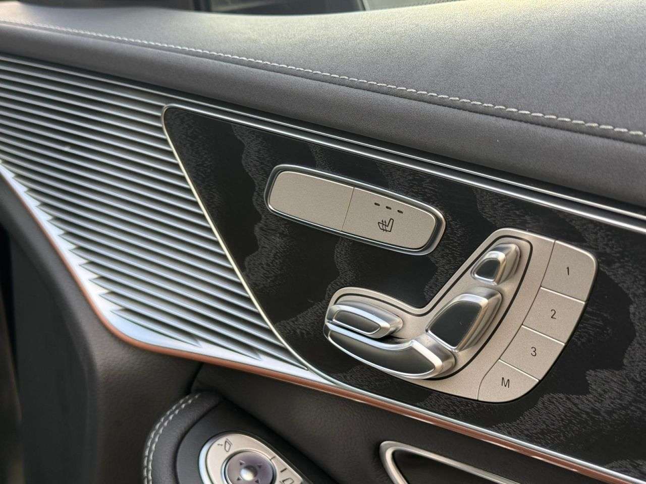 2021 MERCEDES-BENZ EQC 2021 MERCEDES-BENZ EQC