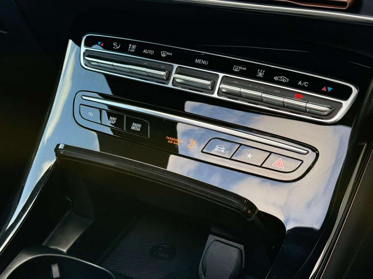 2021 MERCEDES-BENZ EQC 2021 MERCEDES-BENZ EQC