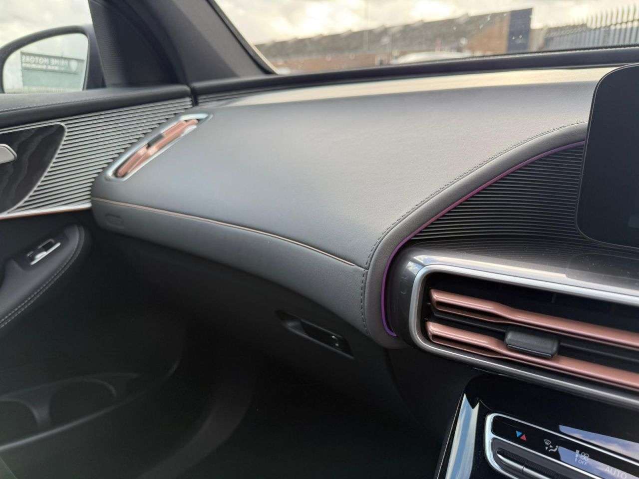 2021 MERCEDES-BENZ EQC 2021 MERCEDES-BENZ EQC