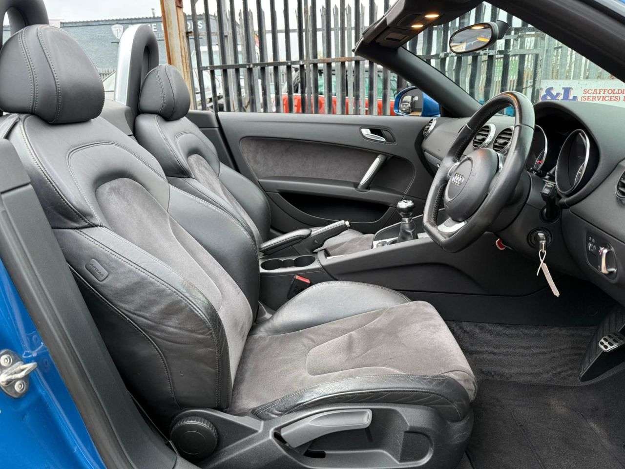 2009 AUDI TT 2009 AUDI TT