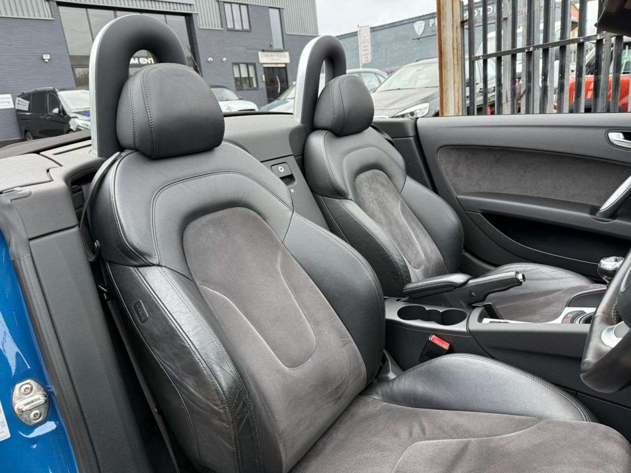 2009 AUDI TT 2009 AUDI TT