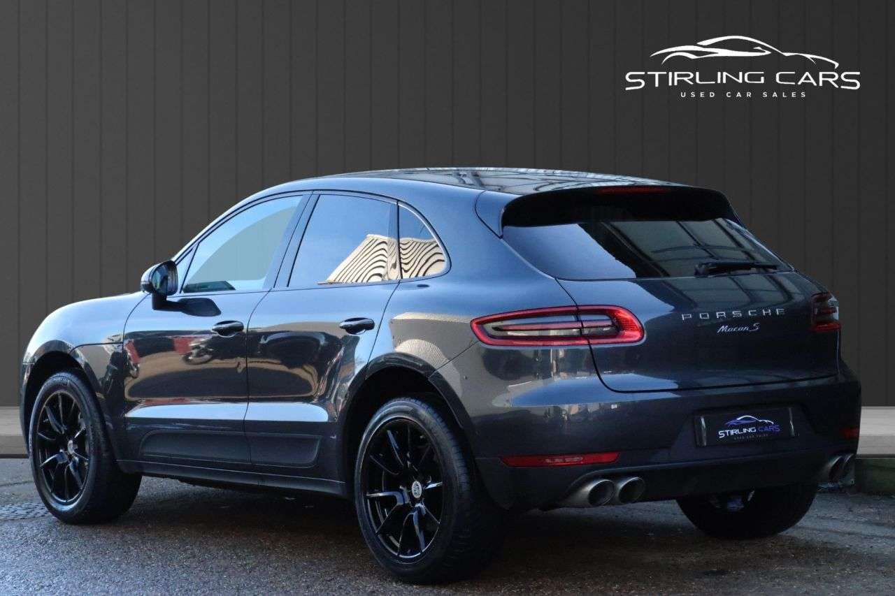 2017 PORSCHE MACAN 2017 PORSCHE MACAN