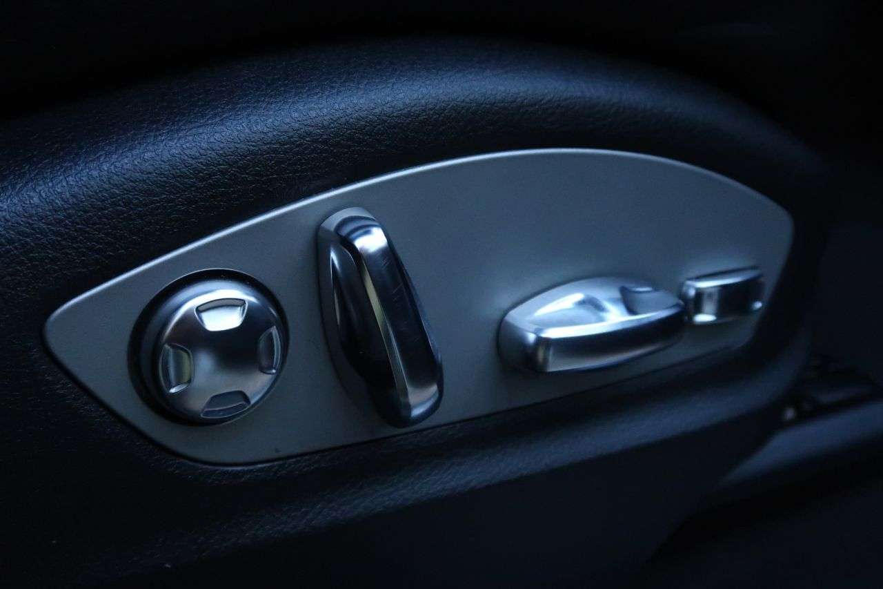 2017 PORSCHE MACAN 2017 PORSCHE MACAN