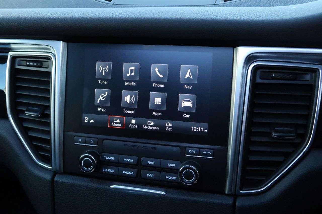 2017 PORSCHE MACAN 2017 PORSCHE MACAN