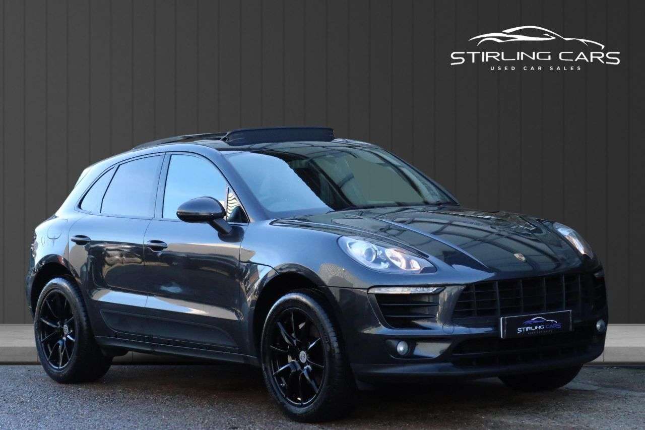 A 2017 PORSCHE MACAN 3.0 TD V6 S SUV 5dr Diesel PDK 4WD Euro 6 (s/s) (258 ps) FINANCE+WARRANTY+S A 2017 PORSCHE MACAN 3.0 TD V6 S SUV 5dr Diesel PDK 4WD Euro 6 (s/s) (258 ps) FINANCE+WARRANTY+S