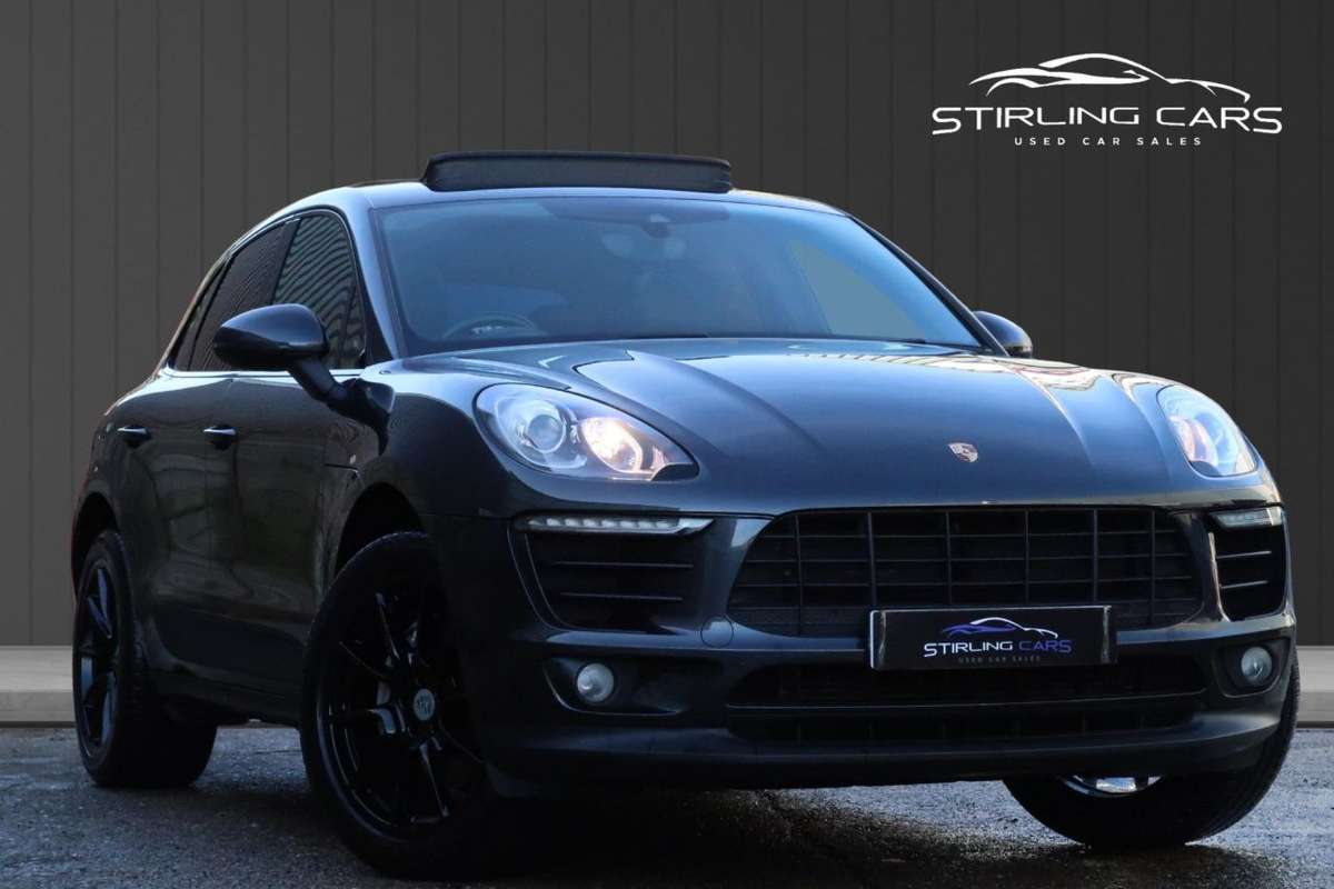Check out this Porsche Macan 2017 Diesel Automatic