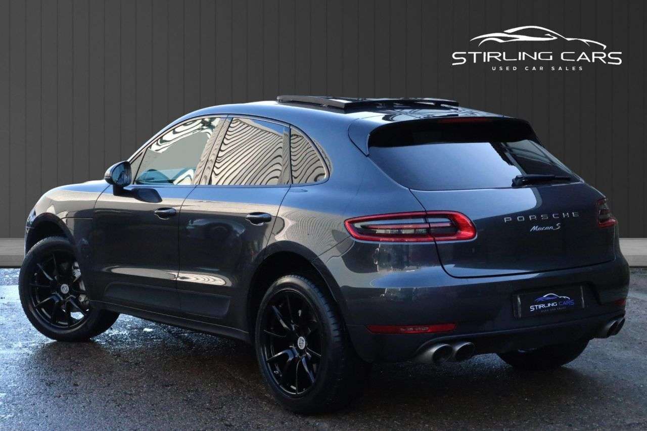 2017 PORSCHE MACAN 2017 PORSCHE MACAN