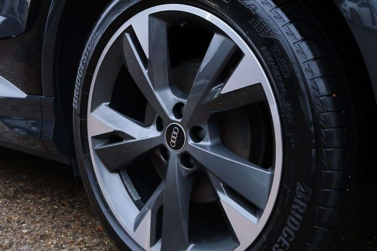 2022 AUDI Q4 E-TRON 2022 AUDI Q4 E-TRON