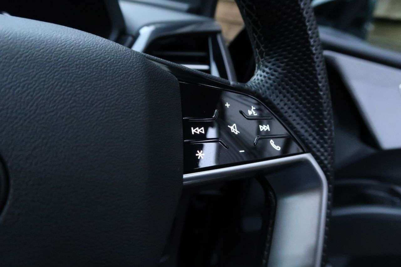 2022 AUDI Q4 E-TRON 2022 AUDI Q4 E-TRON