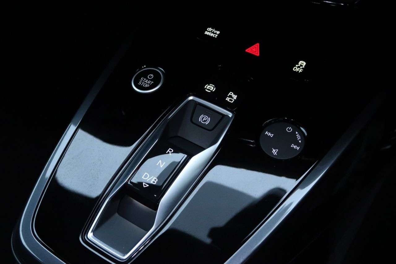 2022 AUDI Q4 E-TRON 2022 AUDI Q4 E-TRON