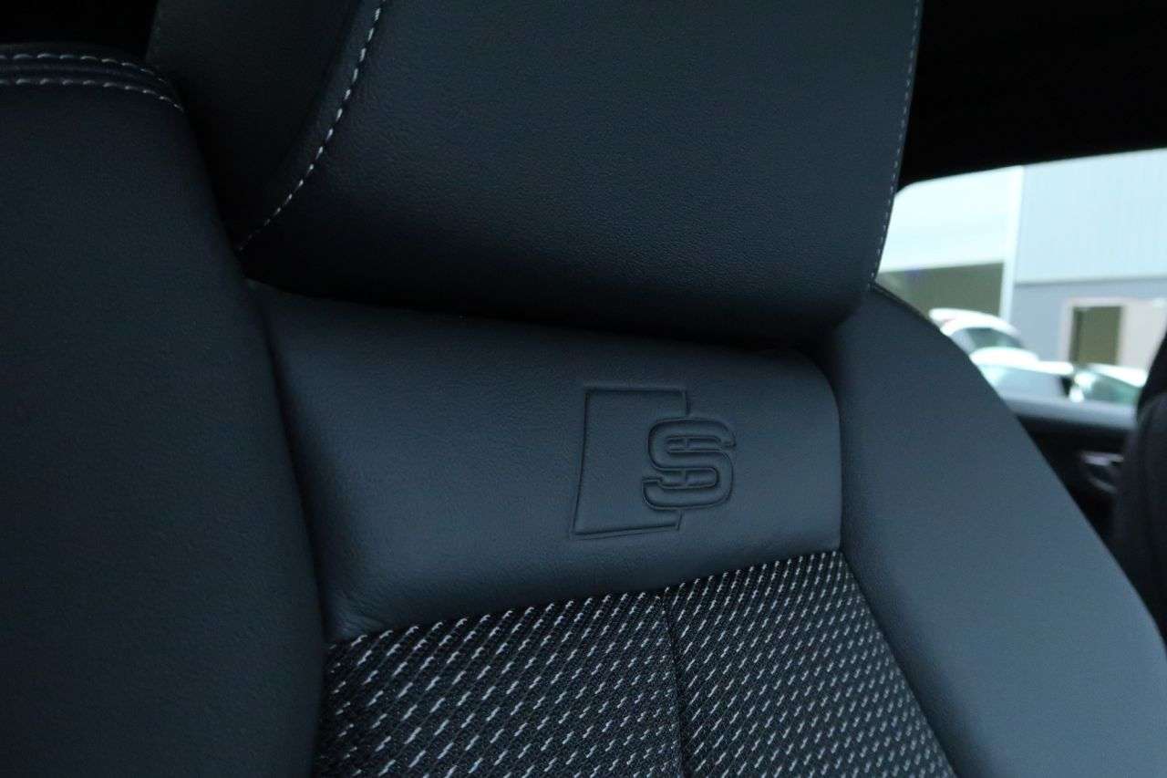 2022 AUDI Q4 E-TRON 2022 AUDI Q4 E-TRON