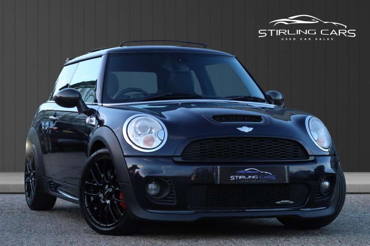 Check out this Mini Hatch 2008 Petrol Manual