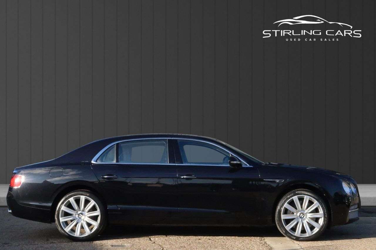 A 2015 BENTLEY FLYING SPUR 6.0 W12 Saloon 4dr Petrol Auto 4WD Euro 5 (625 ps) FINANCE+WARRANTY+SERVICE A 2015 BENTLEY FLYING SPUR 6.0 W12 Saloon 4dr Petrol Auto 4WD Euro 5 (625 ps) FINANCE+WARRANTY+SERVICE