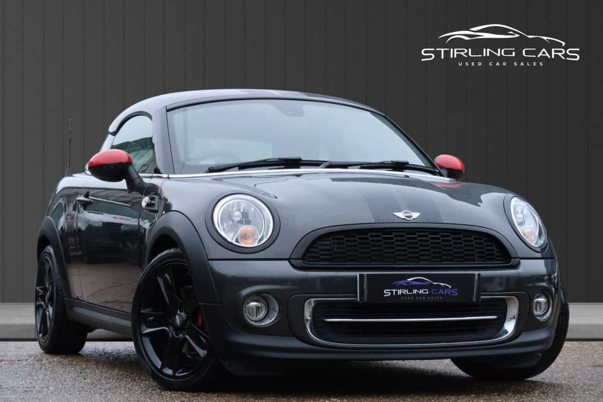 Check out this Mini Coupe 2014 Petrol Manual