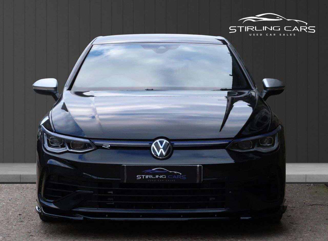 A 2023 VOLKSWAGEN GOLF 2.0 TSI R Hatchback 5dr Petrol DSG 4Motion Euro 6 (s/s) (320 ps) FINANCE+WA A 2023 VOLKSWAGEN GOLF 2.0 TSI R Hatchback 5dr Petrol DSG 4Motion Euro 6 (s/s) (320 ps) FINANCE+WA