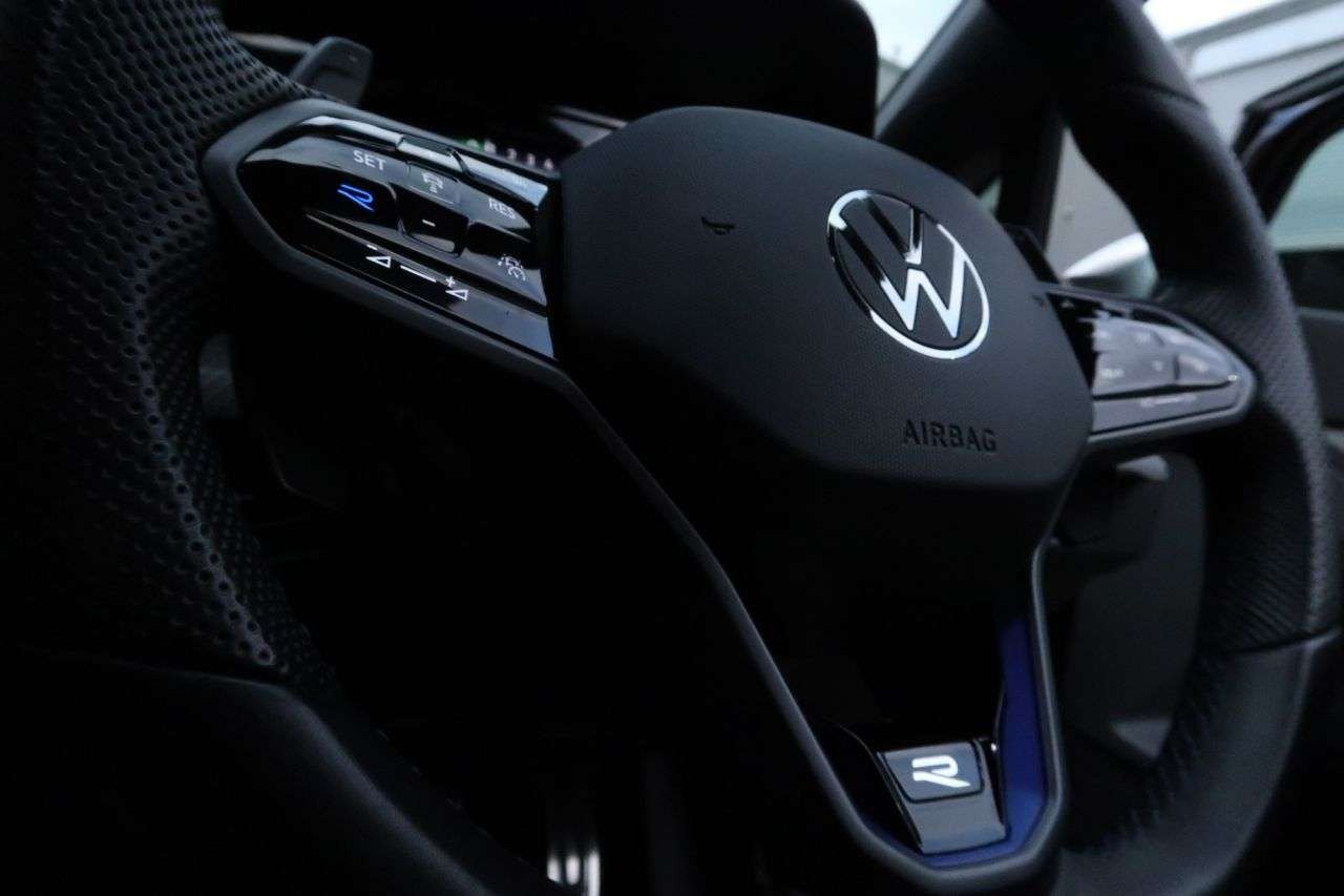 2023 VOLKSWAGEN GOLF 2023 VOLKSWAGEN GOLF