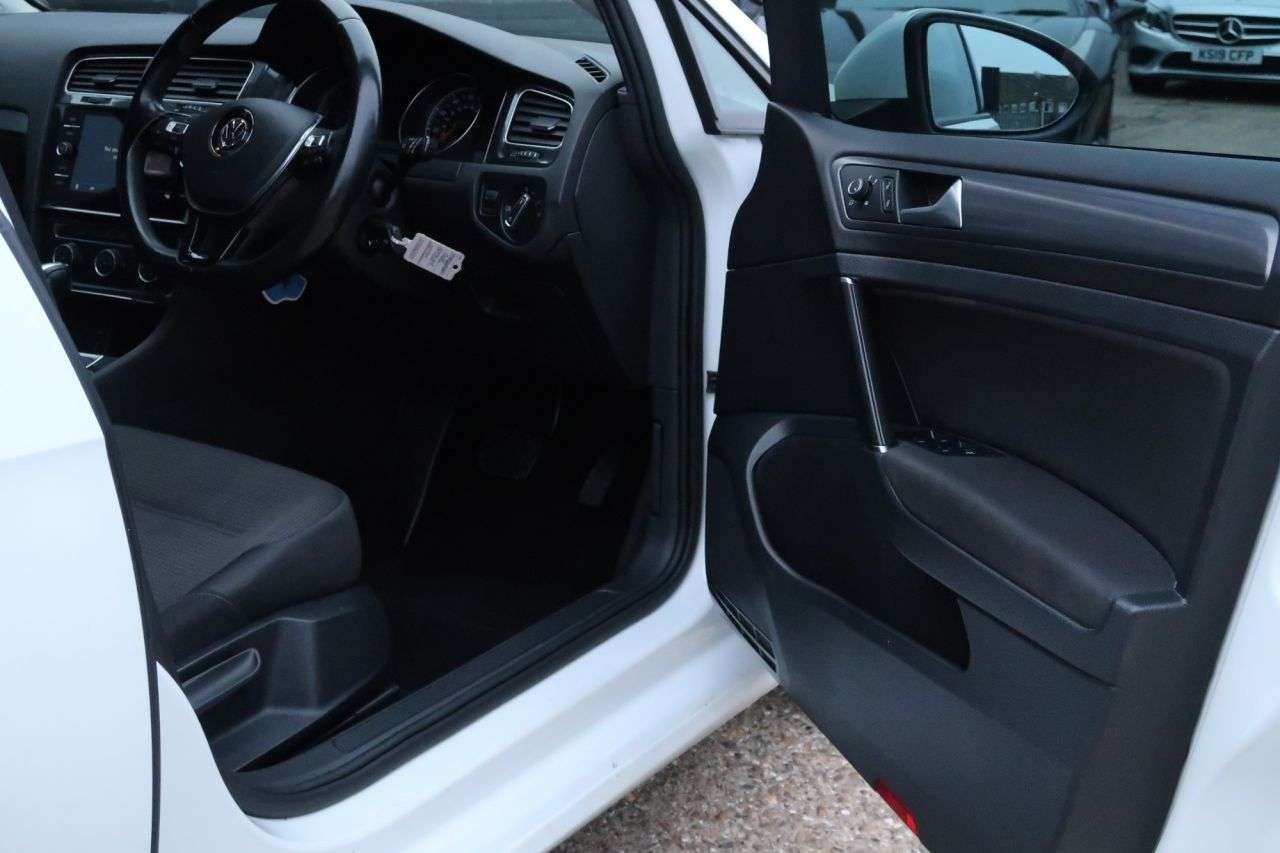 2017 VOLKSWAGEN GOLF 2017 VOLKSWAGEN GOLF