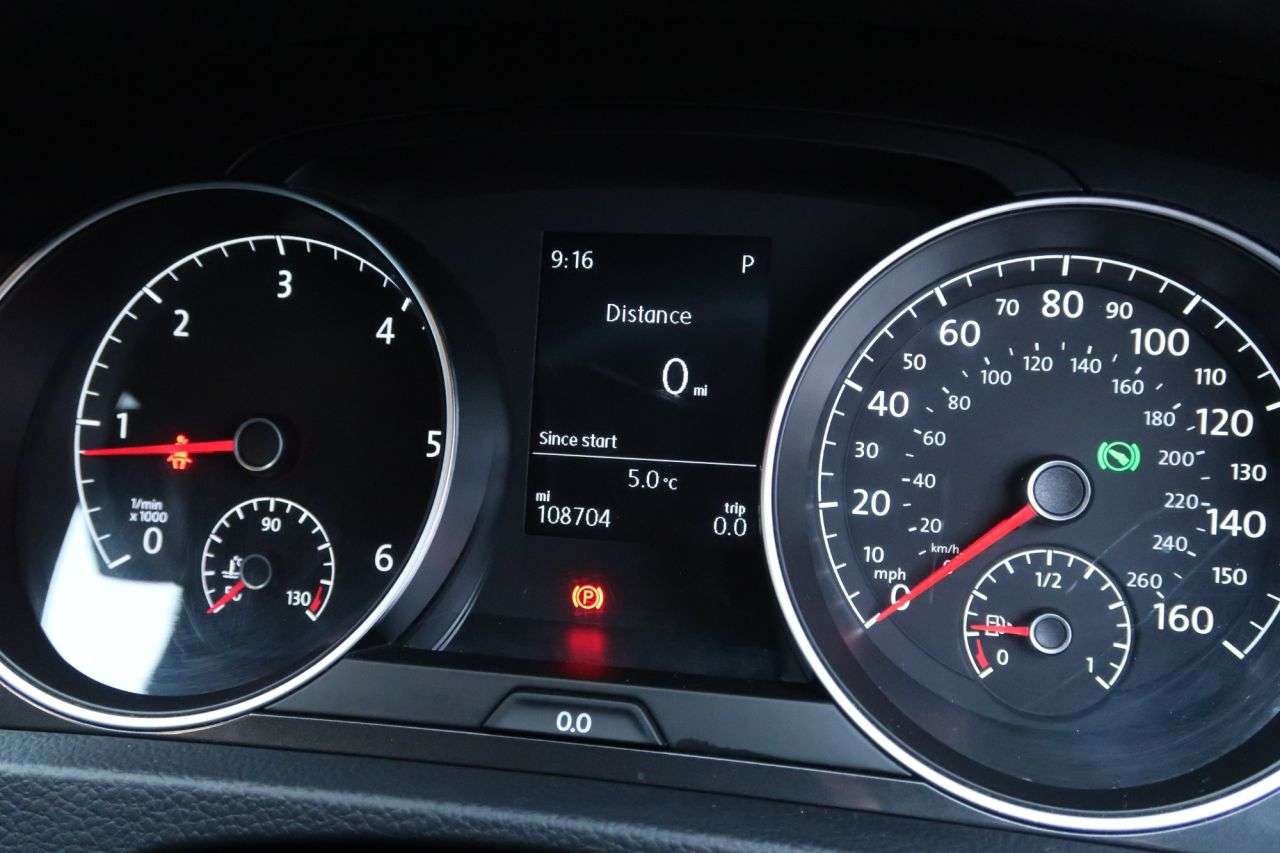 2017 VOLKSWAGEN GOLF 2017 VOLKSWAGEN GOLF