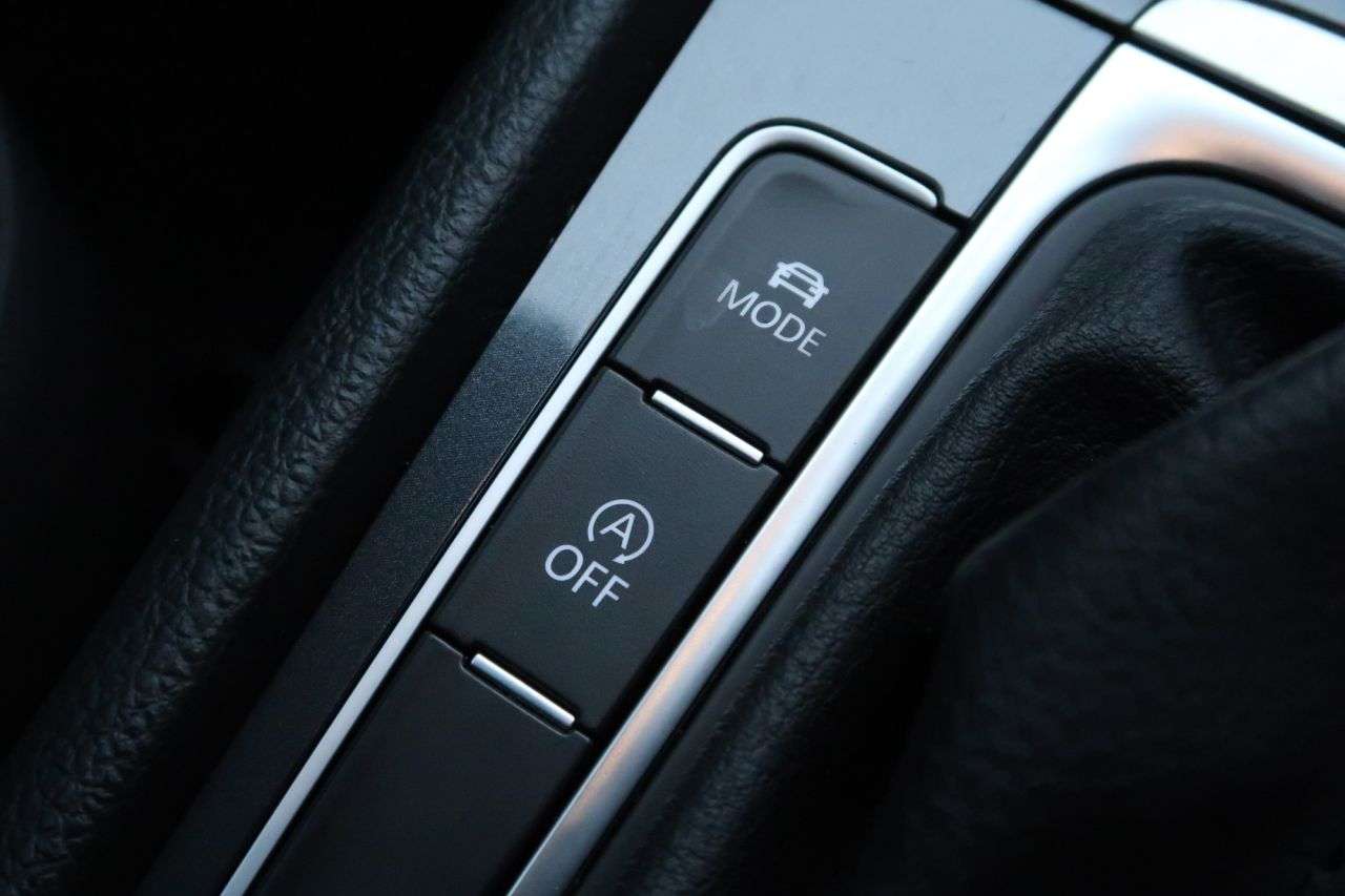 2017 VOLKSWAGEN GOLF 2017 VOLKSWAGEN GOLF