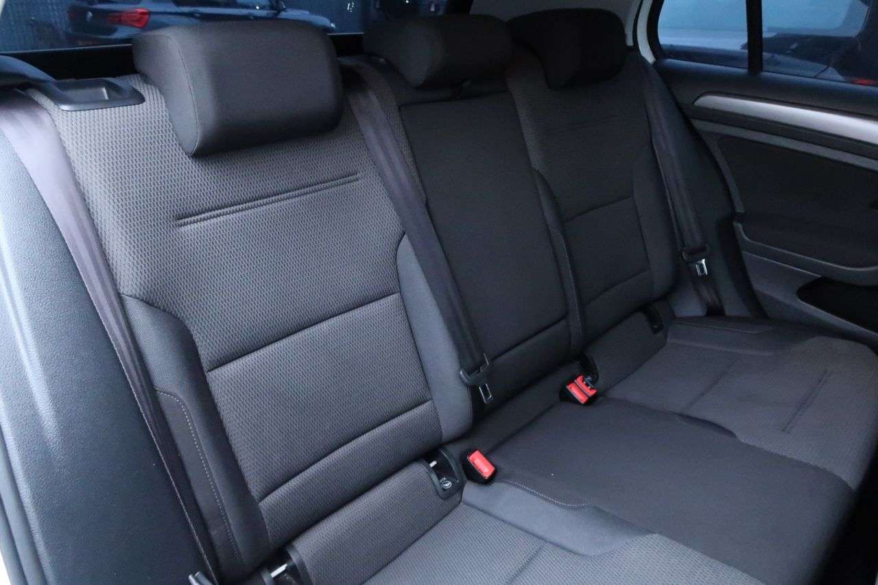 2017 VOLKSWAGEN GOLF 2017 VOLKSWAGEN GOLF