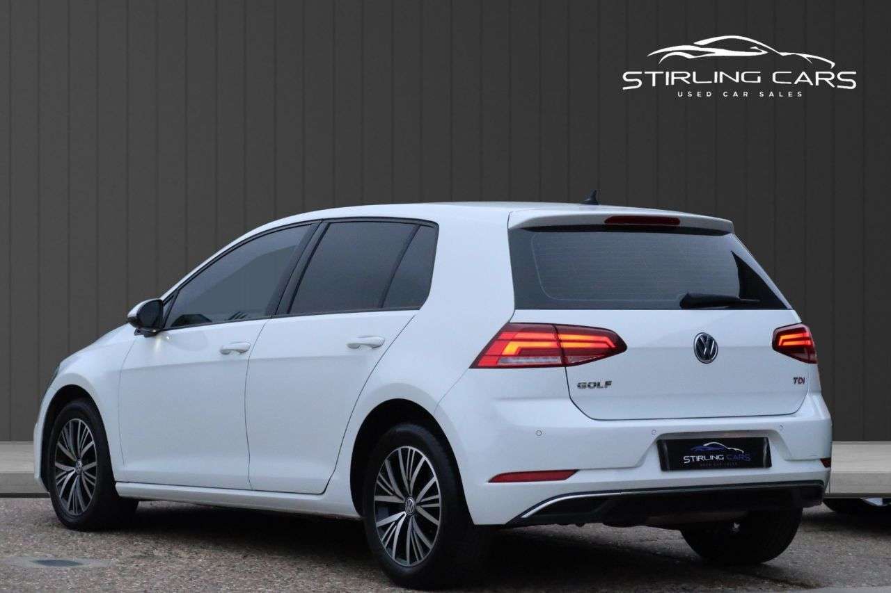 2017 VOLKSWAGEN GOLF 2017 VOLKSWAGEN GOLF