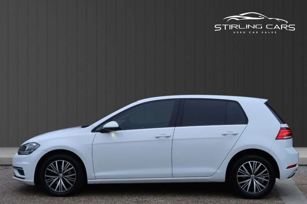 2017 VOLKSWAGEN GOLF 2017 VOLKSWAGEN GOLF