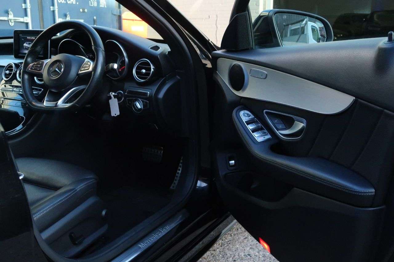 null MERCEDES-BENZ C-CLASS null MERCEDES-BENZ C-CLASS