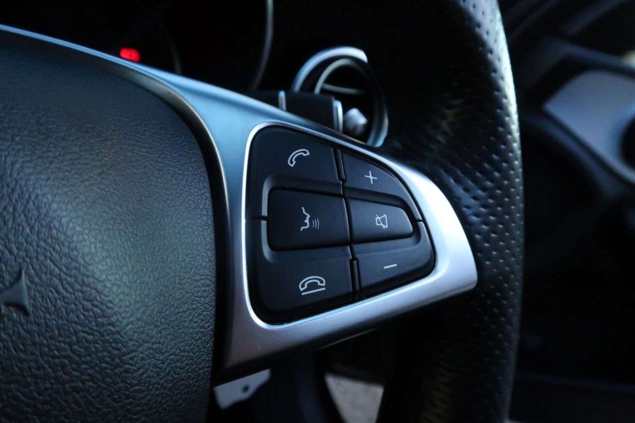 null MERCEDES-BENZ C-CLASS null MERCEDES-BENZ C-CLASS