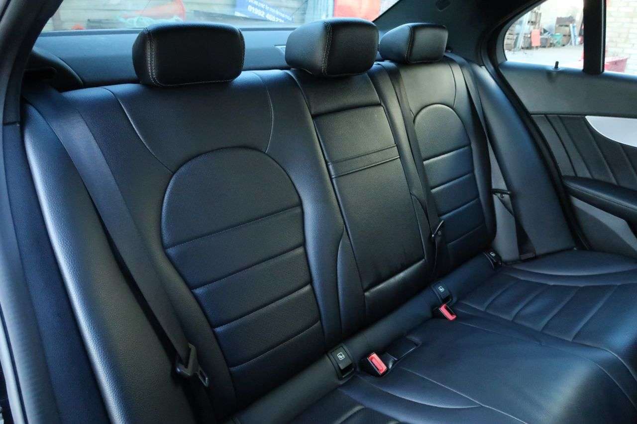 null MERCEDES-BENZ C-CLASS null MERCEDES-BENZ C-CLASS