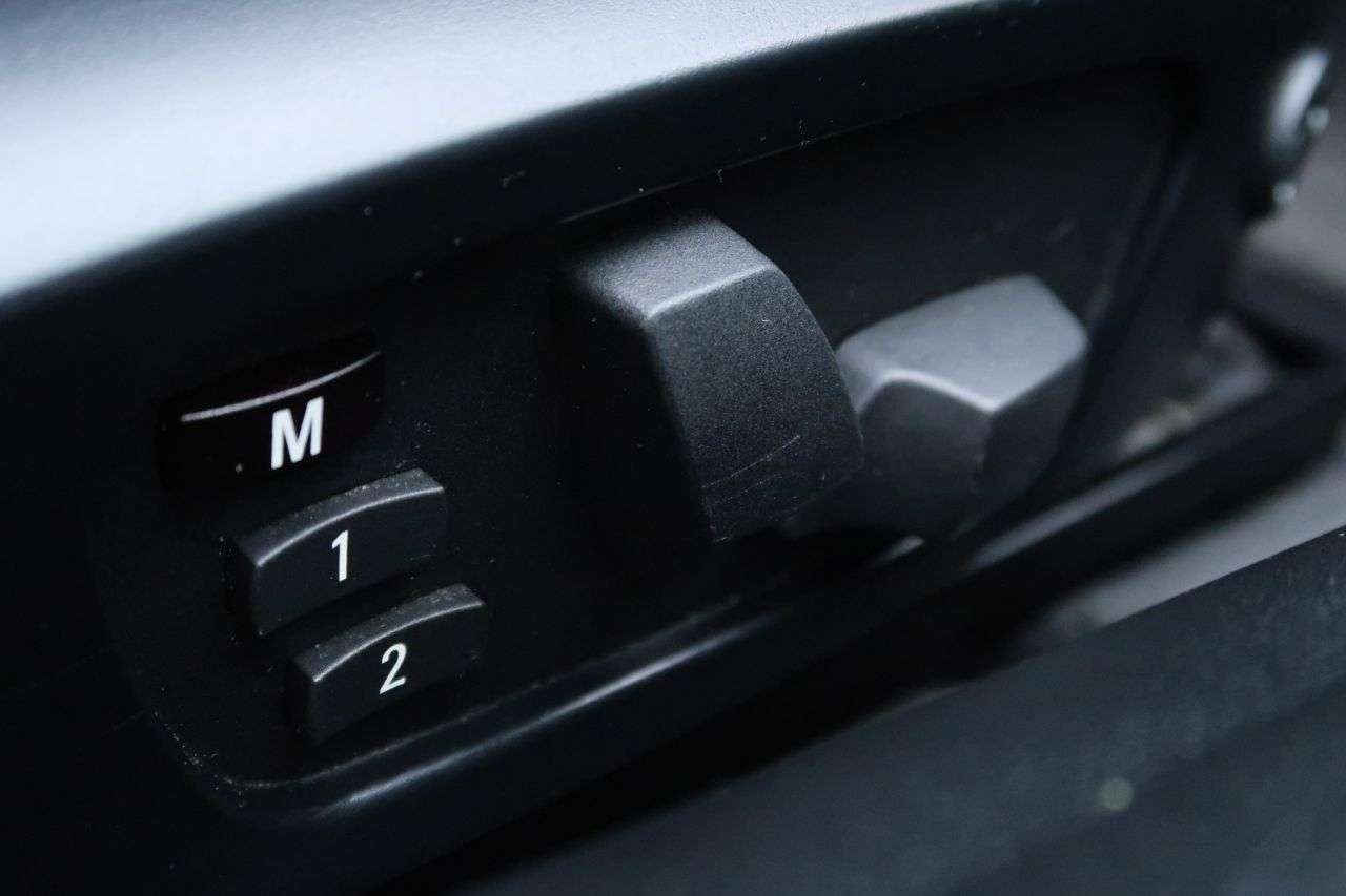 2011 BMW M3 2011 BMW M3