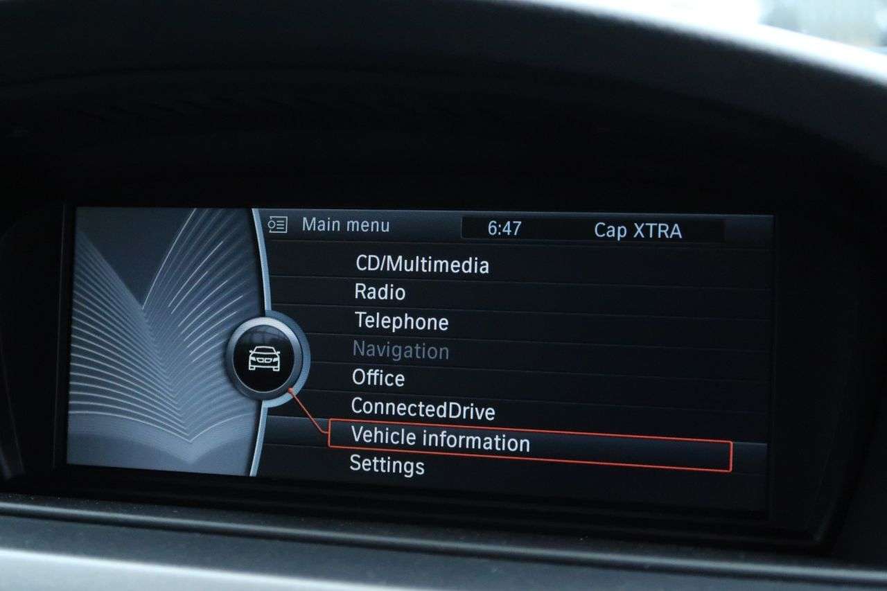 2011 BMW M3 2011 BMW M3