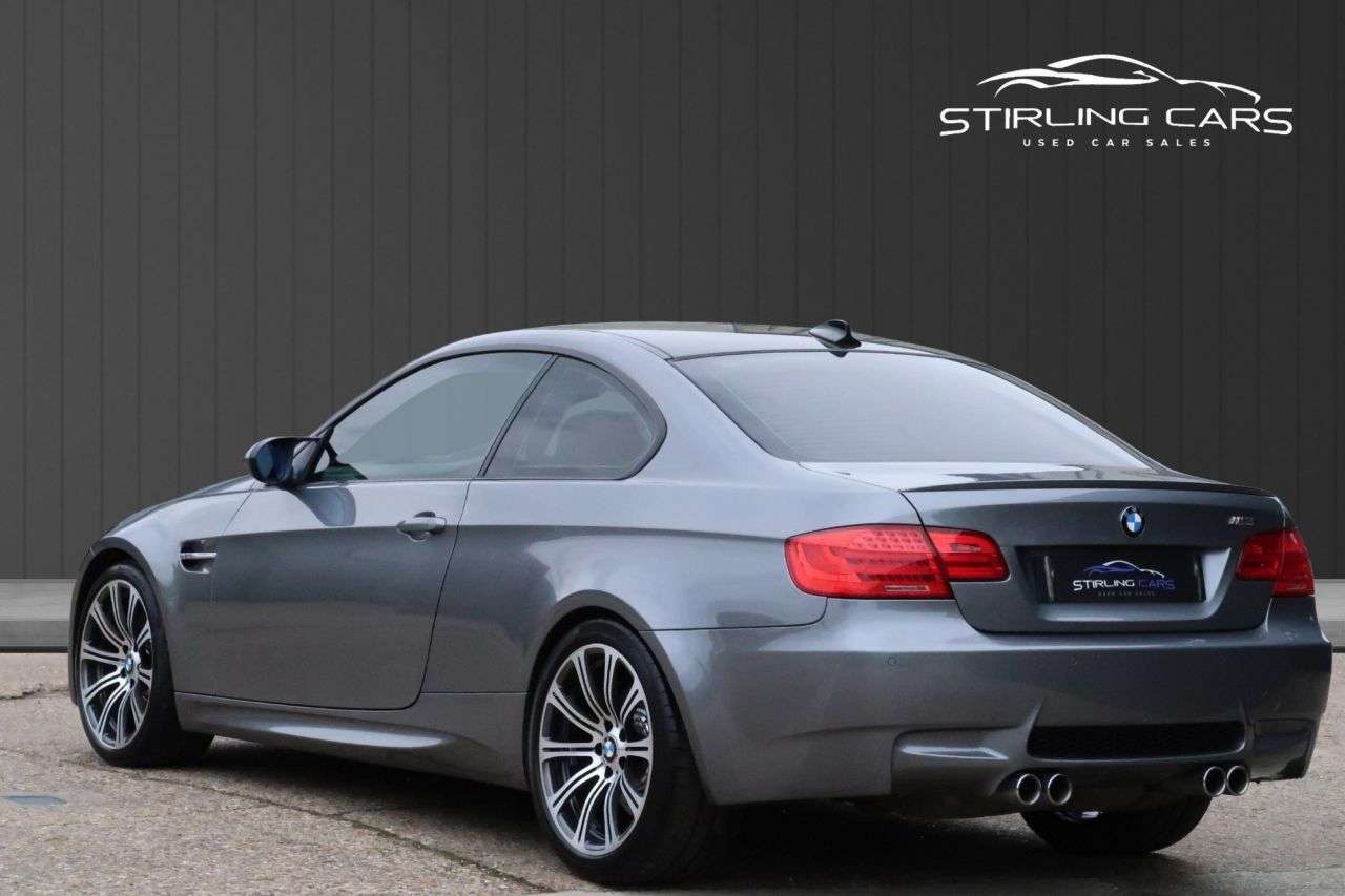 2011 BMW M3 2011 BMW M3