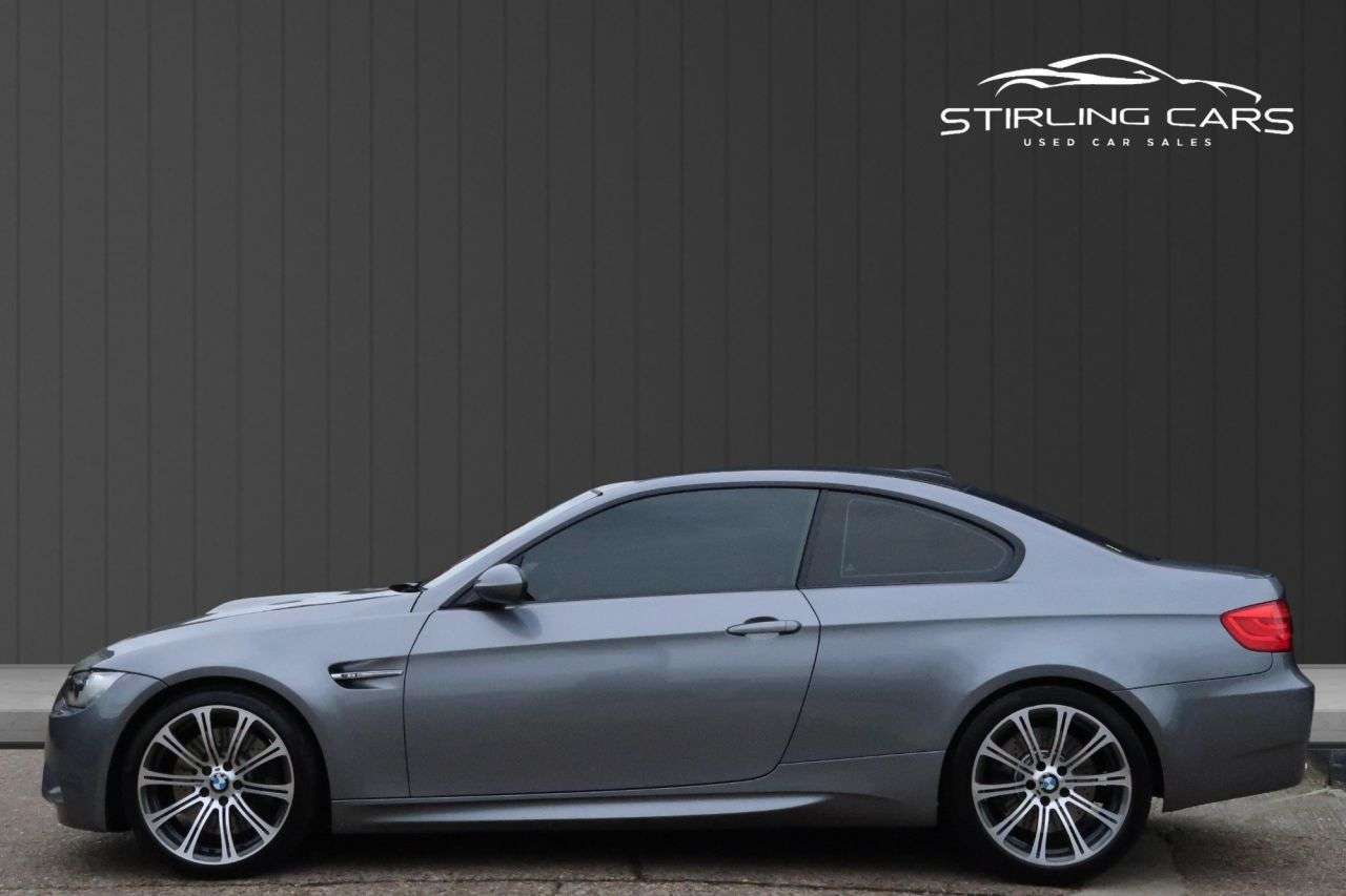 2011 BMW M3 2011 BMW M3