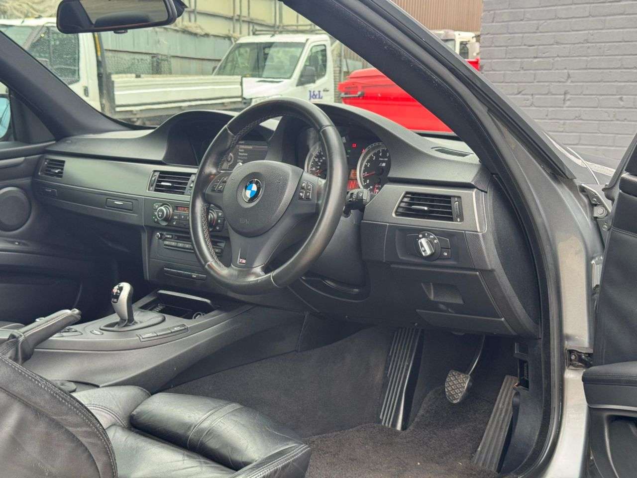 2011 BMW M3 2011 BMW M3