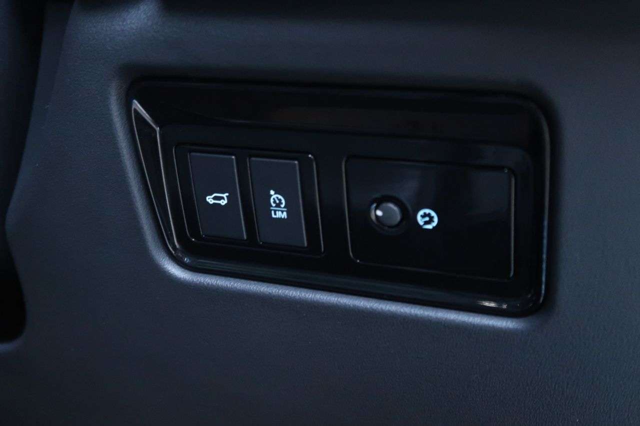 2018 JAGUAR F-PACE 2018 JAGUAR F-PACE