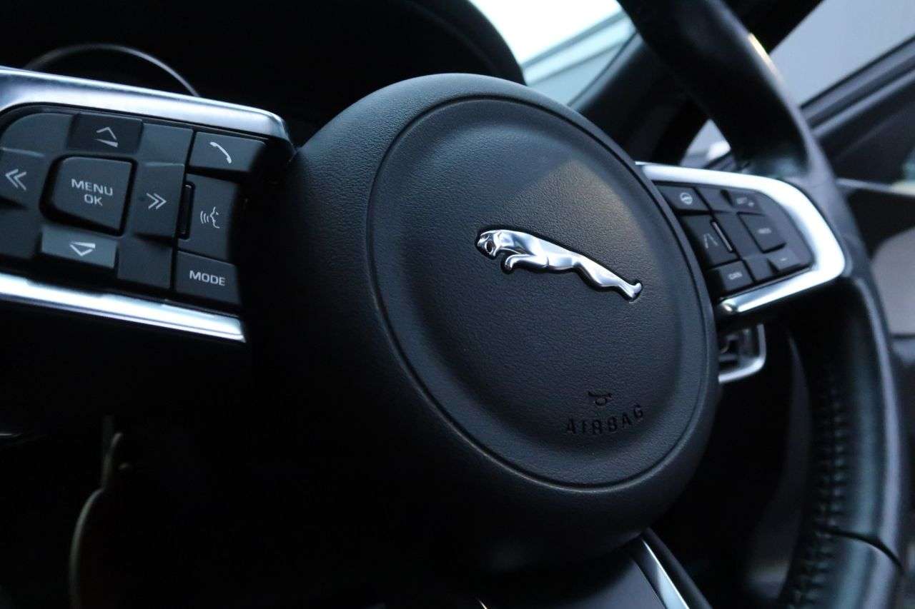 2018 JAGUAR F-PACE 2018 JAGUAR F-PACE