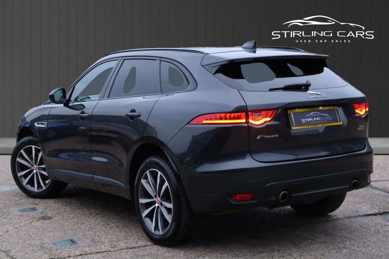 2018 JAGUAR F-PACE 2018 JAGUAR F-PACE