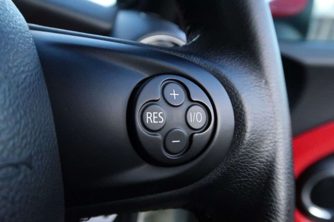 2011 MINI HATCH 2011 MINI HATCH