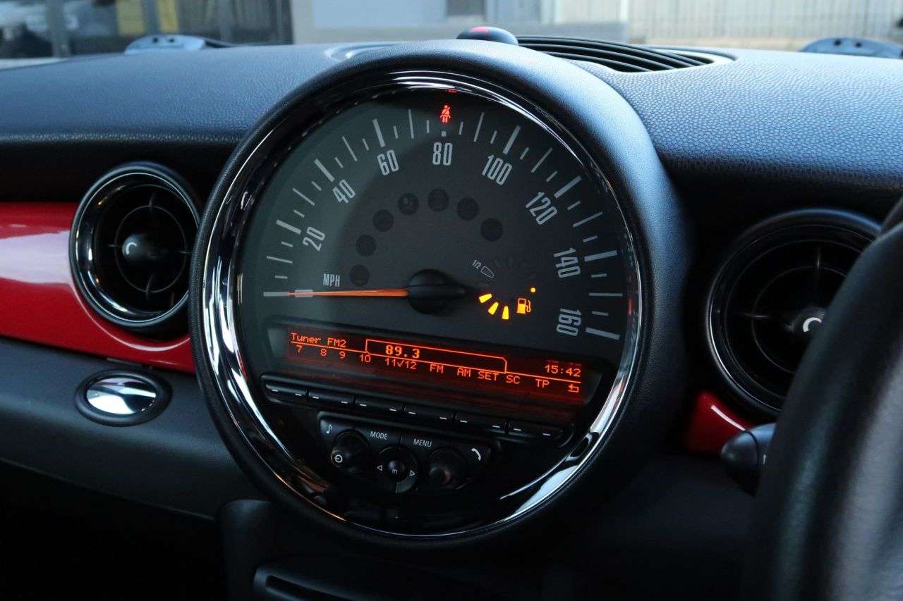 2011 MINI HATCH 2011 MINI HATCH