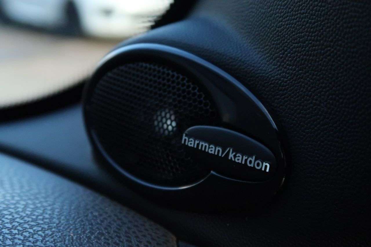 2011 MINI HATCH 2011 MINI HATCH