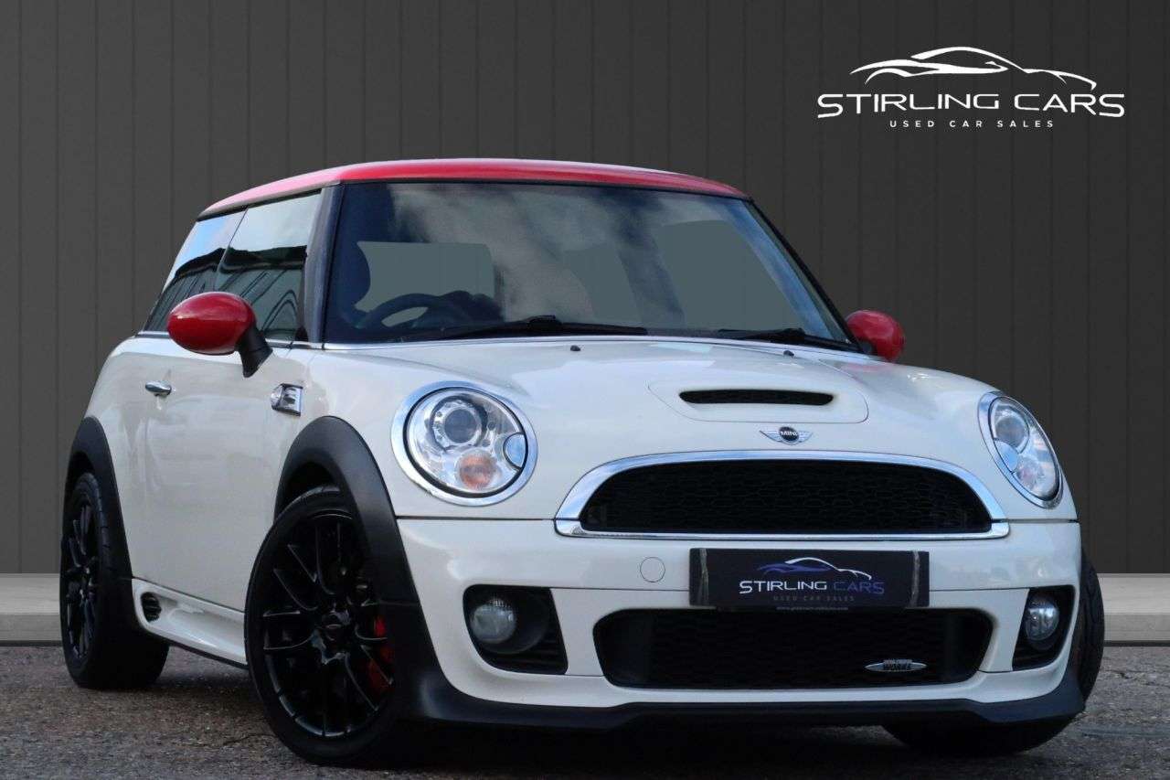 A 2011 MINI HATCH 1.6 John Cooper Works Hatchback 3dr Petrol Manual Euro 5 (211 ps) FINANCE+W A 2011 MINI HATCH 1.6 John Cooper Works Hatchback 3dr Petrol Manual Euro 5 (211 ps) FINANCE+W