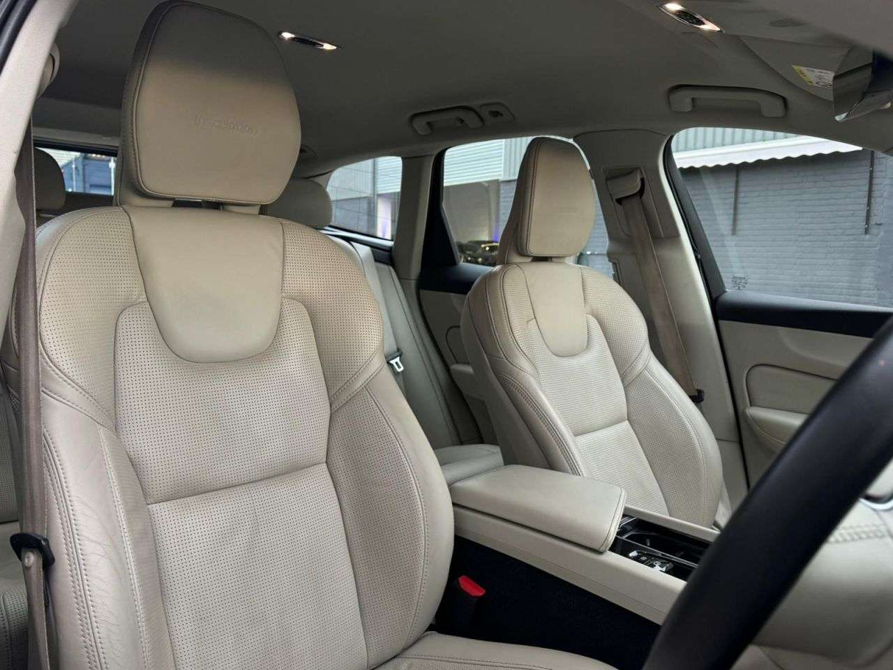 2018 VOLVO XC60 2018 VOLVO XC60