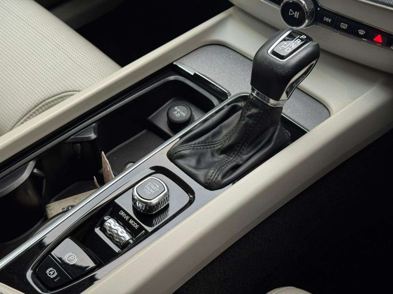 2018 VOLVO XC60 2018 VOLVO XC60